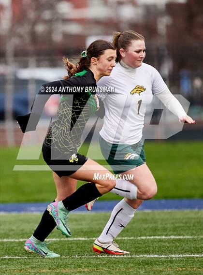 Thumbnail 3 in Hilmar vs. Argonaut (CIF SJS D5 Final) photogallery.