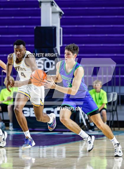 Thumbnail 1 in Winter Haven vs North Laurel (City of Palms Classic) photogallery.