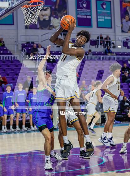 Thumbnail 2 in Winter Haven vs North Laurel (City of Palms Classic) photogallery.