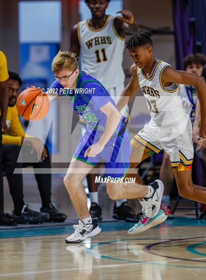 Thumbnail 1 in Winter Haven vs North Laurel (City of Palms Classic) photogallery.