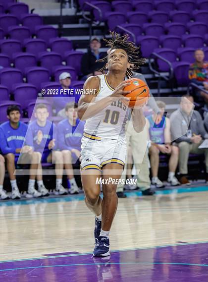 Thumbnail 1 in Winter Haven vs North Laurel (City of Palms Classic) photogallery.