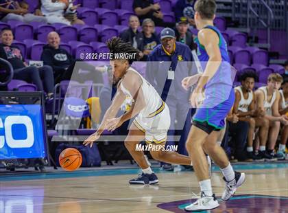 Thumbnail 2 in Winter Haven vs North Laurel (City of Palms Classic) photogallery.