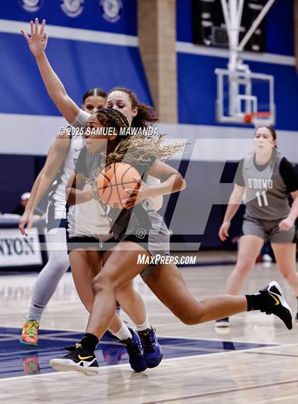 Thumbnail 3 in Bishop O'Dowd @ Sierra Canyon photogallery.