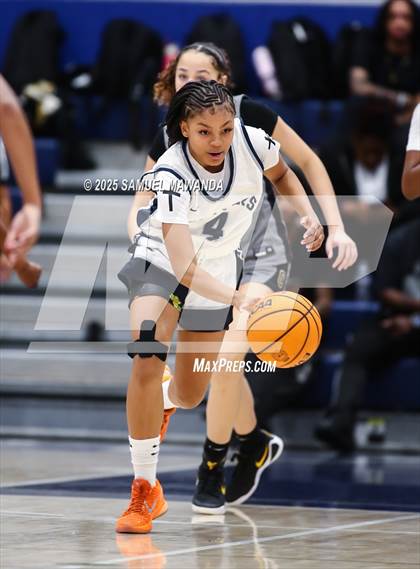 Thumbnail 2 in Bishop O'Dowd @ Sierra Canyon photogallery.