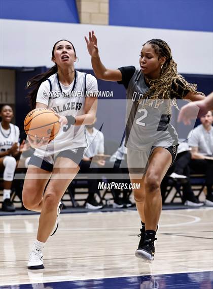 Thumbnail 1 in Bishop O'Dowd @ Sierra Canyon photogallery.