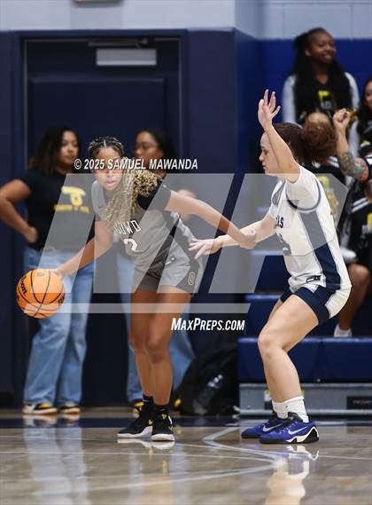 Thumbnail 2 in Bishop O'Dowd @ Sierra Canyon photogallery.