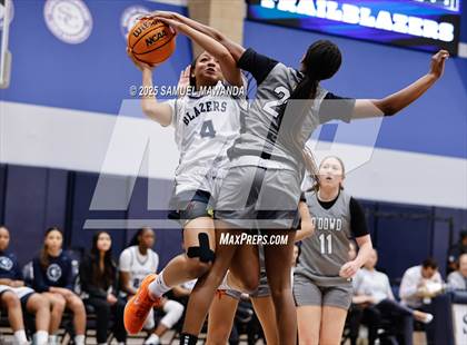 Thumbnail 2 in Bishop O'Dowd @ Sierra Canyon photogallery.