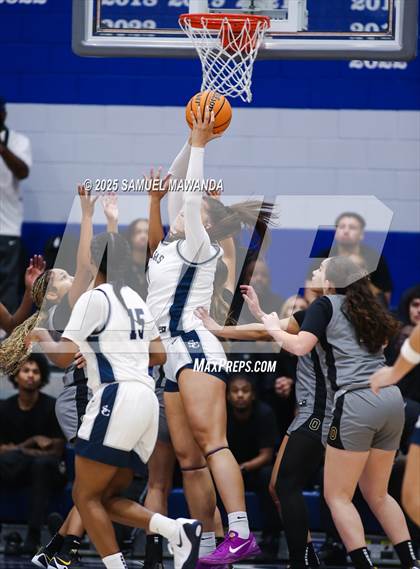 Thumbnail 1 in Bishop O'Dowd @ Sierra Canyon photogallery.