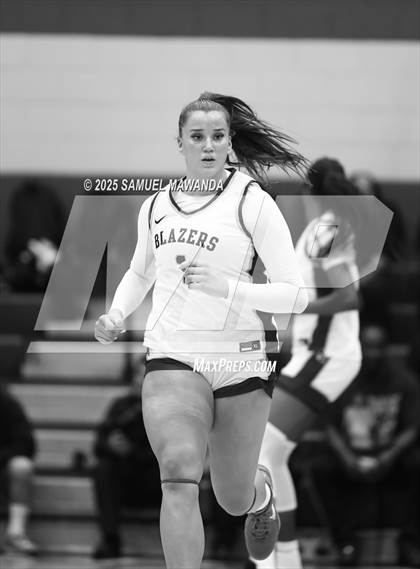 Thumbnail 3 in Bishop O'Dowd @ Sierra Canyon photogallery.