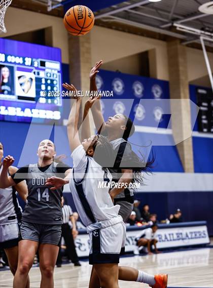 Thumbnail 2 in Bishop O'Dowd @ Sierra Canyon photogallery.