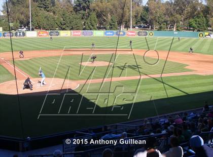 Thumbnail 1 in Norco vs. Huntington Beach (CIF SS Div 1 Semifinal) photogallery.