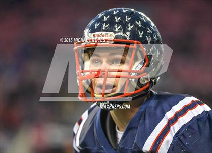 Thumbnail 1 in Steubenville vs. Bishop Hartley (OHSAA Division IV Final)  photogallery.