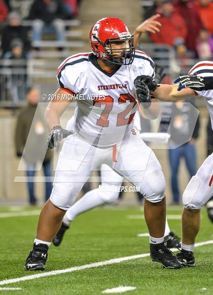 Thumbnail 2 in Steubenville vs. Bishop Hartley (OHSAA Division IV Final)  photogallery.