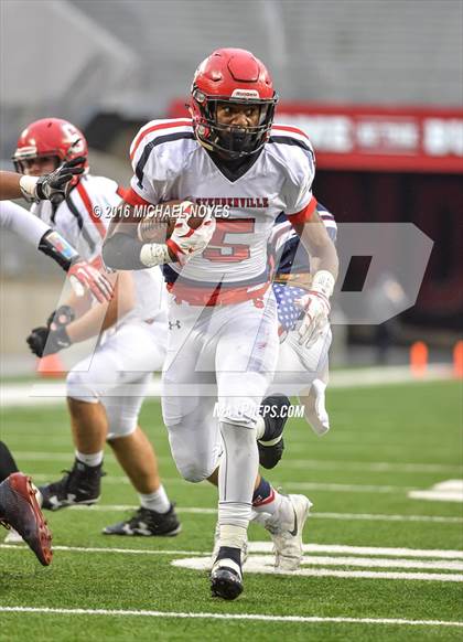 Thumbnail 3 in Steubenville vs. Bishop Hartley (OHSAA Division IV Final)  photogallery.