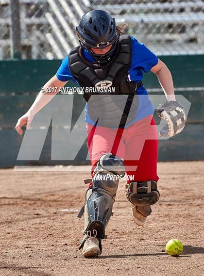 Thumbnail 1 in Oak Ridge vs. Folsom (Pre-Season Tournament) photogallery.
