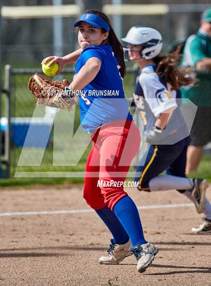 Thumbnail 3 in Oak Ridge vs. Folsom (Pre-Season Tournament) photogallery.