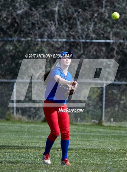 Thumbnail 3 in Oak Ridge vs. Folsom (Pre-Season Tournament) photogallery.
