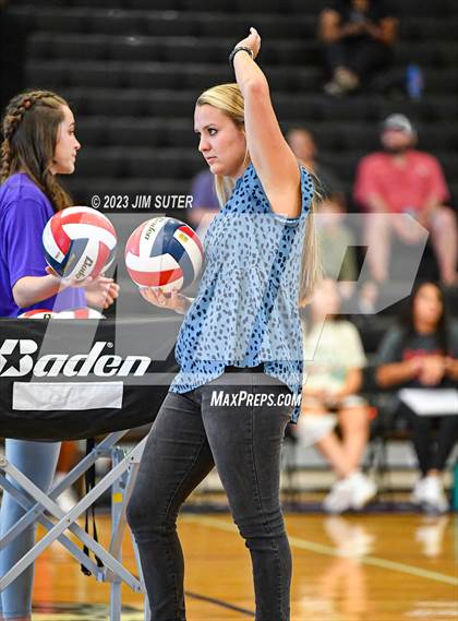 Thumbnail 1 in College Station vs The Woodlands photogallery.