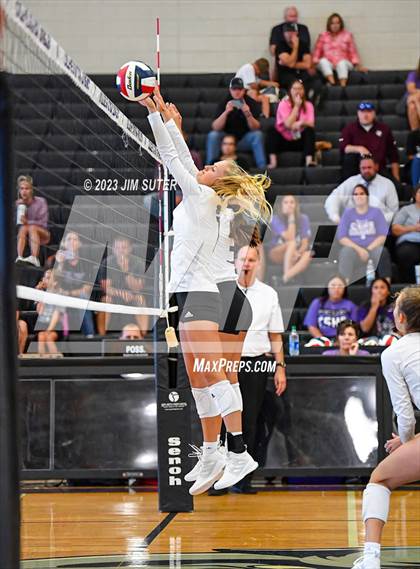Thumbnail 1 in College Station vs The Woodlands photogallery.