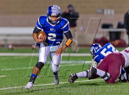 Thumbnail 3 in La Pryor vs. Falls City (UIL A1 D2 Quarterfinal playoffs) photogallery.