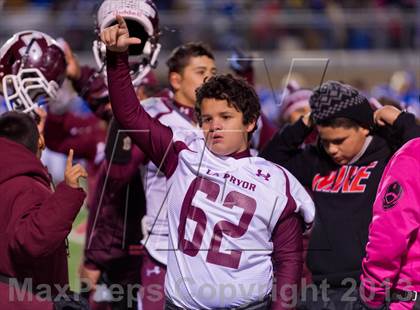 Thumbnail 2 in La Pryor vs. Falls City (UIL A1 D2 Quarterfinal playoffs) photogallery.