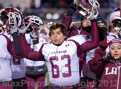 Thumbnail 3 in La Pryor vs. Falls City (UIL A1 D2 Quarterfinal playoffs) photogallery.