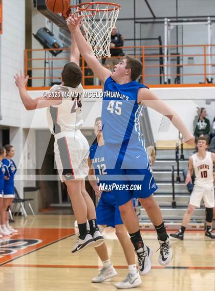 Thumbnail 1 in PORTA/Ashland-Chandlerville Central @ Illini Bluffs photogallery.