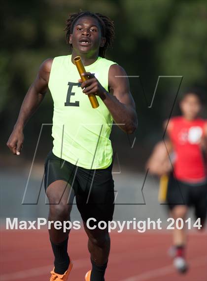 Thumbnail 1 in CIF SS D2 Track and Field Championships (Boys Events) photogallery.