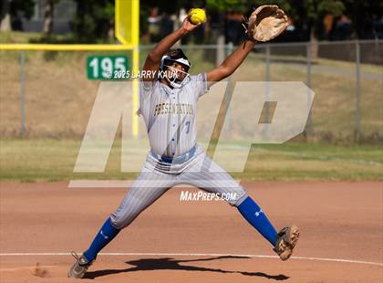 Thumbnail 3 in Presentation @ Evergreen Valley photogallery.