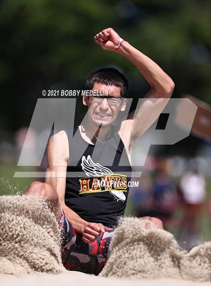 Thumbnail 2 in West Coast Relays photogallery.