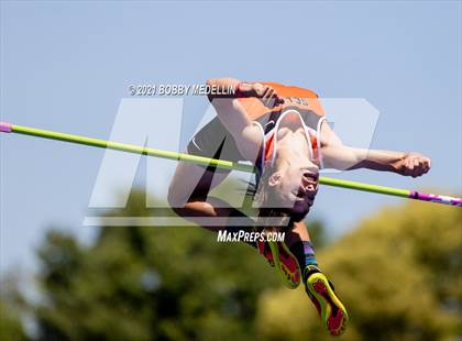 Thumbnail 2 in West Coast Relays photogallery.