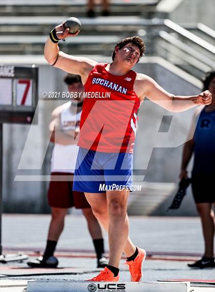 Thumbnail 1 in West Coast Relays photogallery.