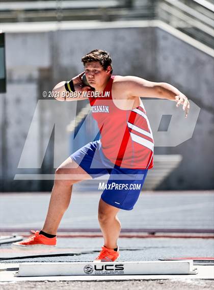 Thumbnail 1 in West Coast Relays photogallery.