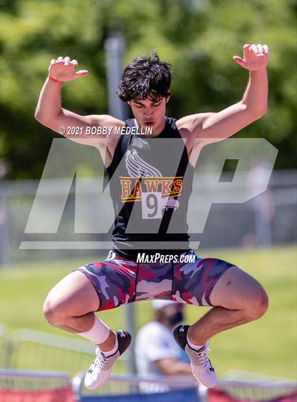 Thumbnail 2 in West Coast Relays photogallery.