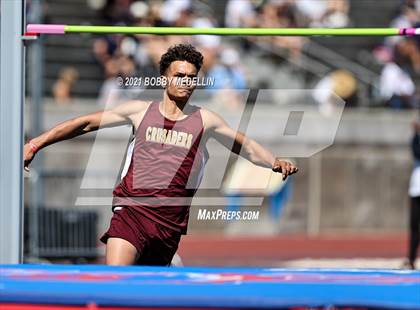 Thumbnail 3 in West Coast Relays photogallery.