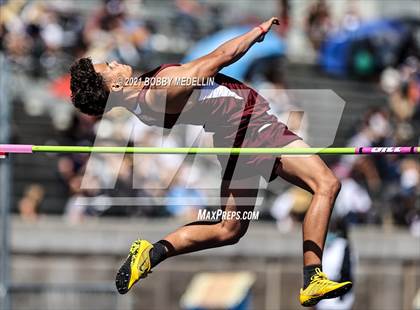 Thumbnail 1 in West Coast Relays photogallery.