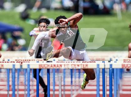 Thumbnail 3 in West Coast Relays photogallery.