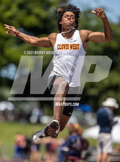 Thumbnail 1 in West Coast Relays photogallery.