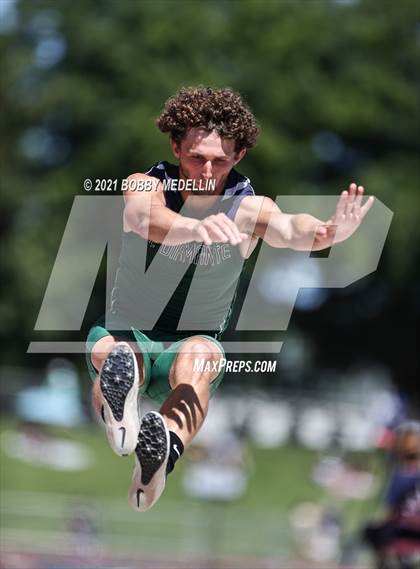 Thumbnail 3 in West Coast Relays photogallery.