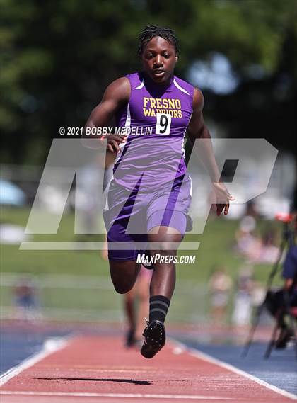 Thumbnail 1 in West Coast Relays photogallery.