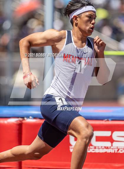 Thumbnail 1 in West Coast Relays photogallery.