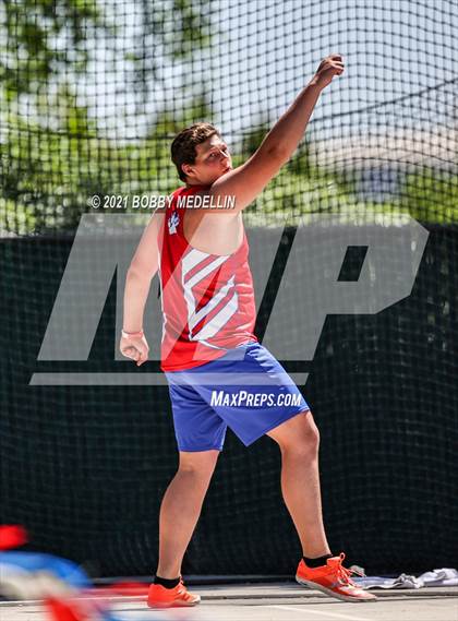 Thumbnail 1 in West Coast Relays photogallery.