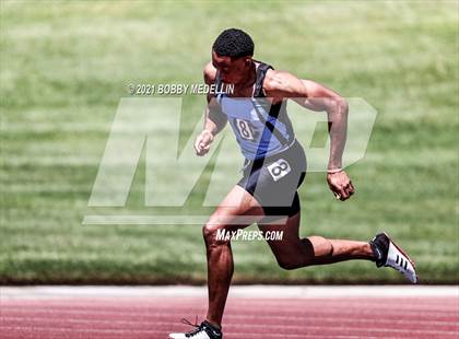 Thumbnail 1 in West Coast Relays photogallery.