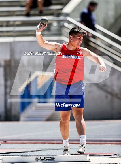 Thumbnail 3 in West Coast Relays photogallery.