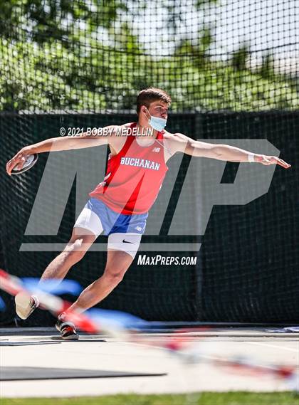 Thumbnail 1 in West Coast Relays photogallery.