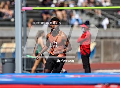 Thumbnail 2 in West Coast Relays photogallery.