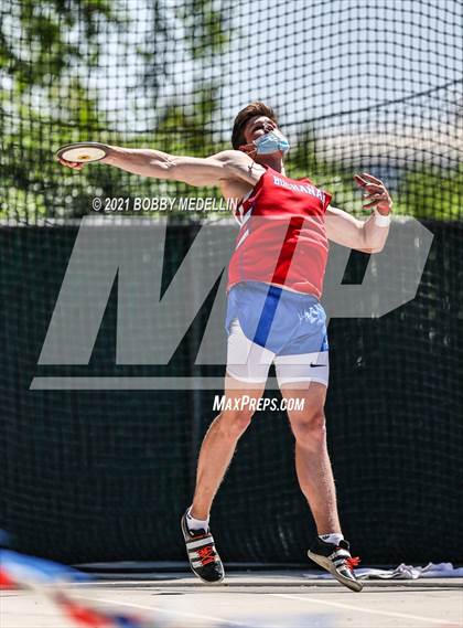 Thumbnail 3 in West Coast Relays photogallery.