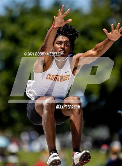 Thumbnail 1 in West Coast Relays photogallery.