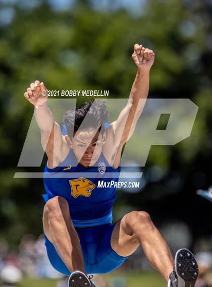 Thumbnail 1 in West Coast Relays photogallery.