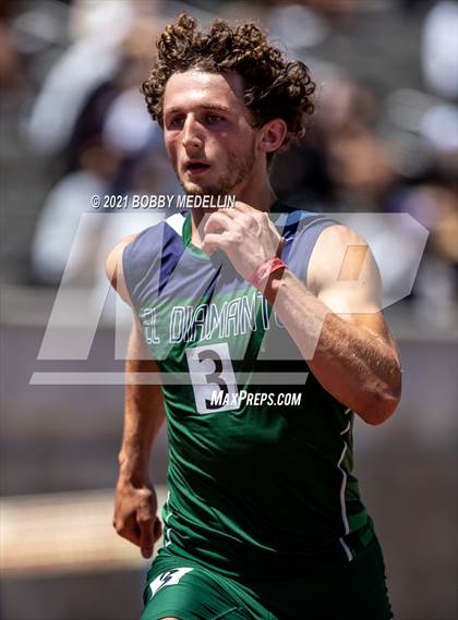 Thumbnail 1 in West Coast Relays photogallery.